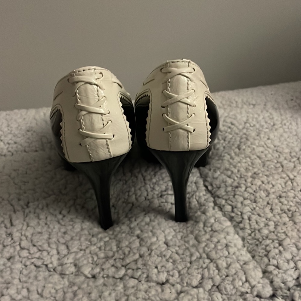 Michael Kors Shoes - Picture 4 of 6